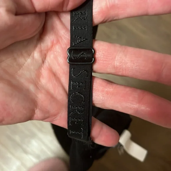 VICTORIA SECRET 38DD 🌺 BODY BY VICTORIA Black lined Demi bra Beautiful & Comfy - Picture 7 of 11